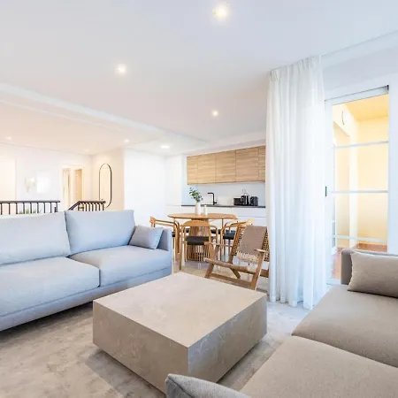 Apartment Senorio De Aloha 3 Bedroom Duplex Within Walking Distance To Puerto Banus