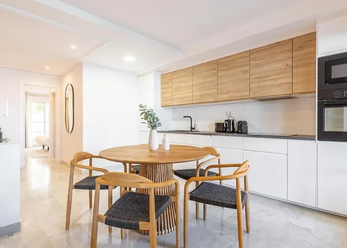 Senorio De Aloha 3 Bedroom Duplex Within Walking Distance To Puerto Banus Appartamento Marbella